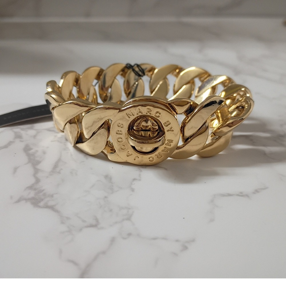 Marc by Marc Jacobs Chunky Gold Chain Bracelet